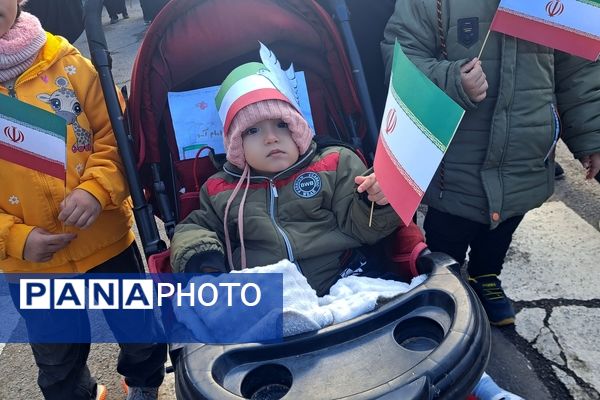 راهپیمایی و جشن یوم الله ۲۲ بهمن در شهرستان گناباد 