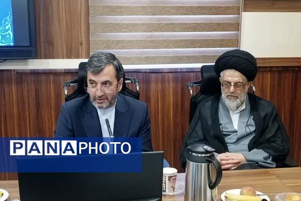 برگزاری کارگروه توسعه عمومی قرآن کریم در ناحیه یک شهرری
