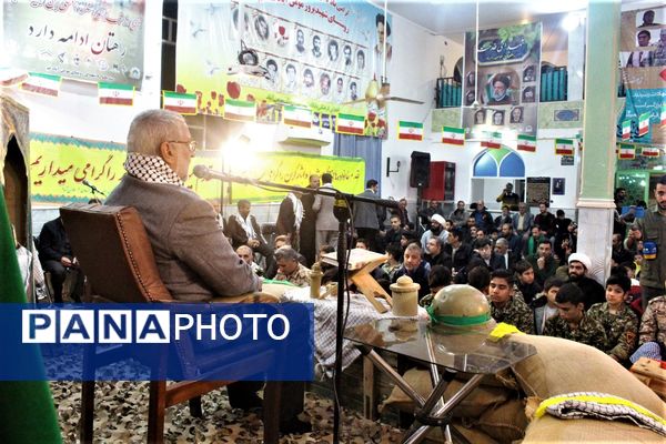 گرامیداشت یاد و خاطره ۱۵ شهید والامقام روستای مومن آباد قم