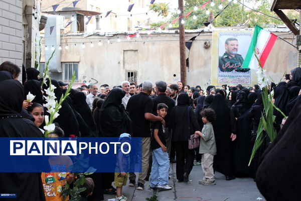 تشییع پیکر شهید پاسدار احد فتوحی در شاهین ویلا کرج