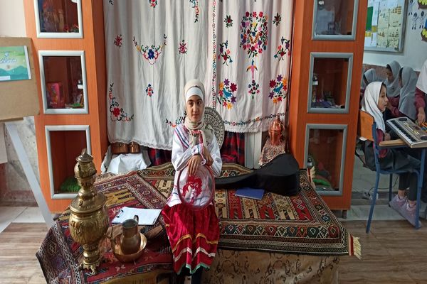 ماها؛ هفته فرهنگ و هنر مدارس ایران 