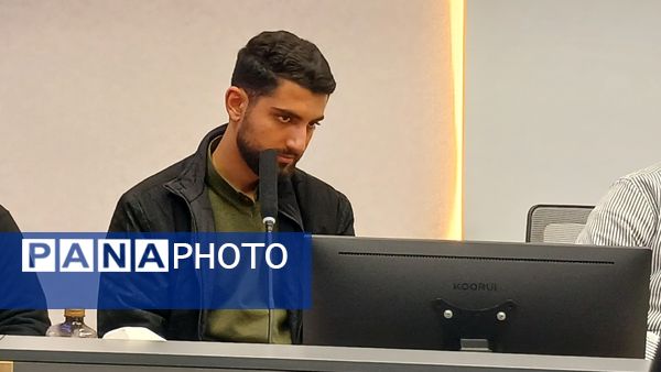 دیدار دانشجویان دانشگاه آزاد با نماینده مجلس شورای اسلامی در کرج 