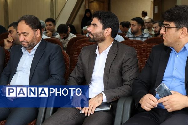 جلسه شورای سلامت اداری در آموزش و پرورش شهرستان پاکدشت