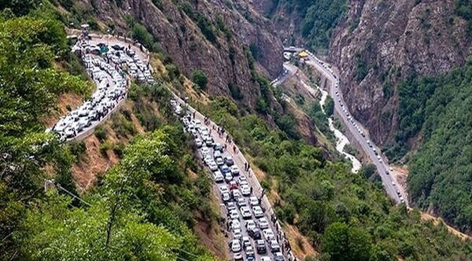 محدودیت ورود خودروها از آزادراه تهران–شمال به مقصد چالوس از ظهر امروز