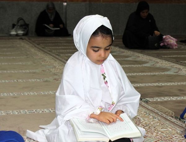 جشن میلاد کریم اهل بیت امام حسن مجتبی (ع) در حسینیه انقلاب اسلامی آموزش و پرورش شهرستان بوشهر