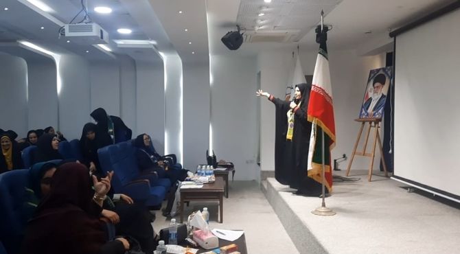 کارگاه توانمندسازی مربیان پیشتاز در قشم