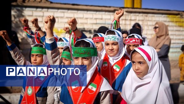 فریاد استکبارستیزی دانش‌آموزان نظرآبادی در روز ۱۳ آبان