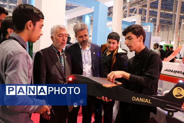 آغاز به کار بیست‌ و ششمین نمایشگاه دستاوردهای پژوهش، فناوری و فن‌بازار در مشهد