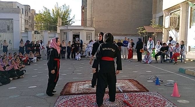 المپیاد ورزشی درون مدرسه‌ای در دبیرستان رضوان ناحیه 2 کرج برگزار شد