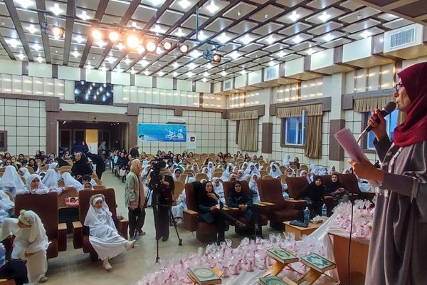 برگزاری جشن تکلیف ۱٠٠ دانش آموز دختر شیروانی