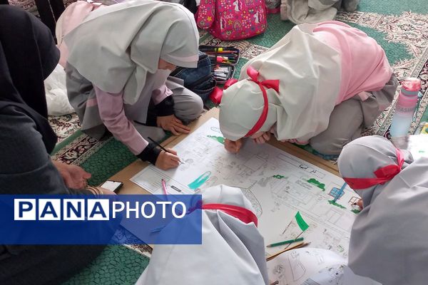 نمایش جلوه‌های ارادت فاطمی در روزنامه‌دیواری‌های مدرسه شهیدسرافراز اسلامشهر