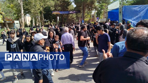 مراسم پیاده روی حرم تا حرم نیشابور