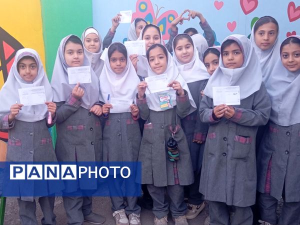 انتخابات شورای دانش آموزی در دبستان دخترانه نرجس یک 