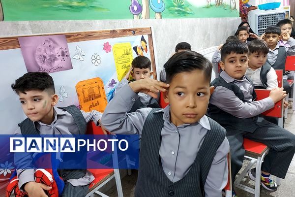 برگزاری جشن غنچه‌ها در کهریزک 