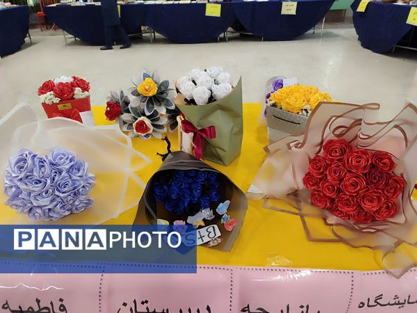 بازارچه و نمایشگاه هنرهای دستی آموزشگاه فاطمیه ملارد 
