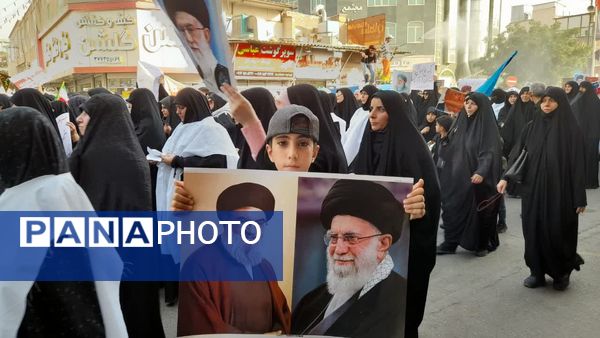بیعت دوباره مردم قم با رهبری و مرجعیت 