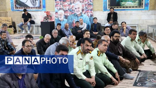  مراسم بزرگداشت رئیس‌جمهور شهید و همراهانش در گلزار شهدای شهرستان دلیجان