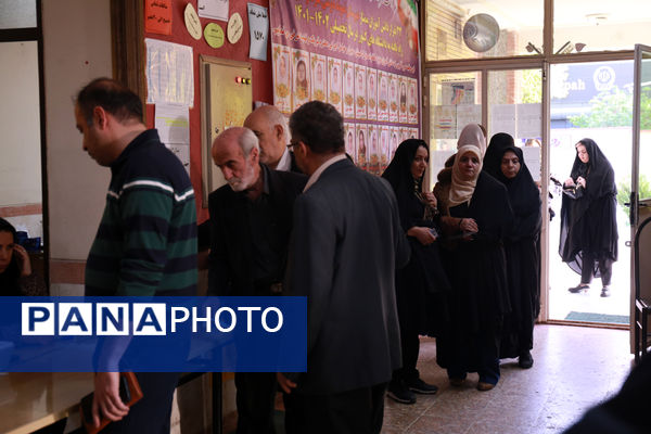انتخابات پرشور در تبریز 
