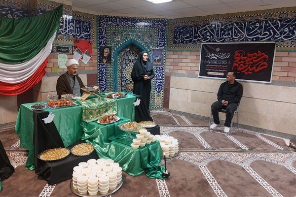 موج عشق به دخت پیامبر(ص) در مدارس فیروزکوه طنین‌انداز شد