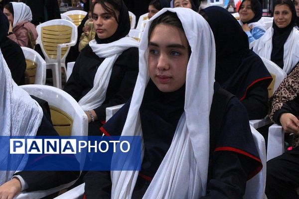 برگزاری مراسم ولادت حضرت فاطمه زهرا (س) در بهارستان‌دو با حضور پرشور خانواده ها