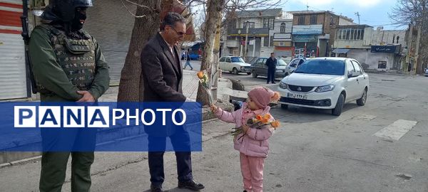 قدردانی مردم از مدافعان امنیت در روز پدر