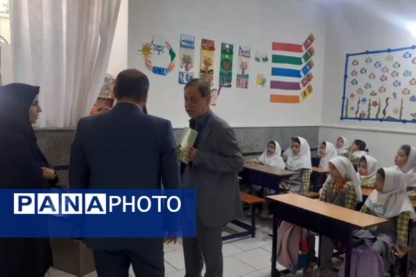 مراسم یادواره شهدا و گرامیداشت هفته دفاع مقدس در مدارس ناحیه 2 شهرری 