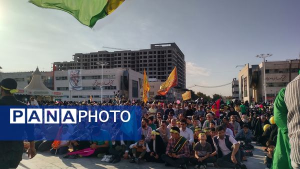 جشن مردمی بیعت به‌مناسبت اغاز امامت حضرت مهدی (ع)