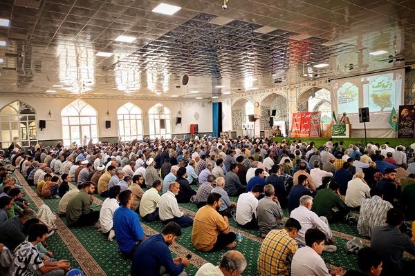 آخرین نماز جمعه شهریور ماه در شهرستان کاشمر برگزار شد 