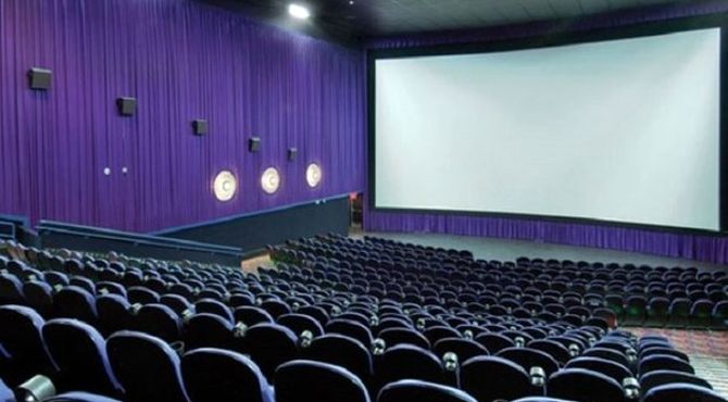 بلیت سینماهای سراسر کشور برای بانوان نیم بهاست