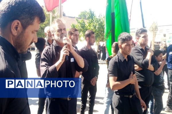 برگزاری مراسم گرامیداشت تاسوعای حسینی در شهر تیتکانلو 