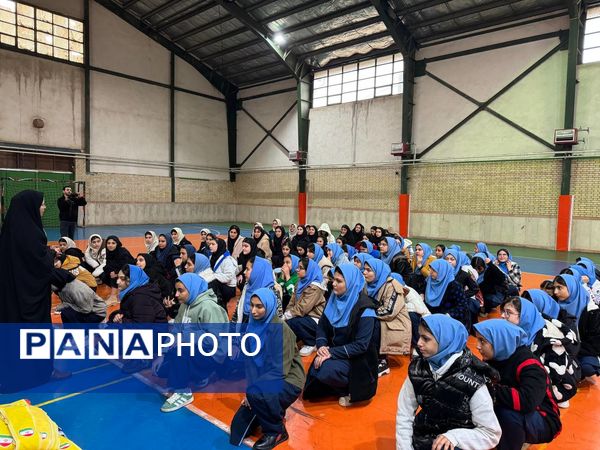 سفری هیجان انگیز به دنیایی تمشک با دختران ملارد 