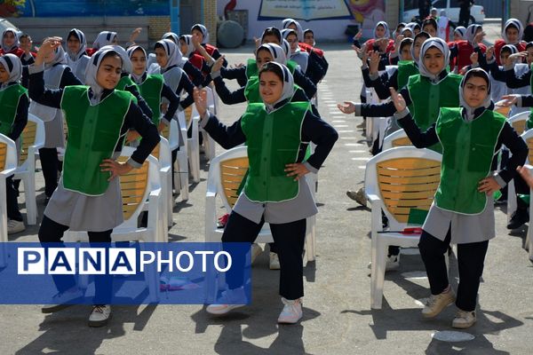 برگزاری المپیاد ورزشی درون مدرسه‌ای در بهارستان‌دو