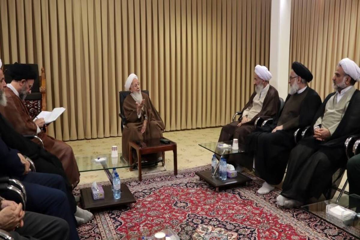 وظیفه روحانیت جاهلیت زدایی است