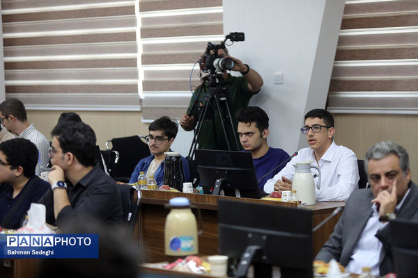 مراسم تقدیر از مدال آوران المپیادهای جهانی و رتبه های برتر کنکور شهر تهران