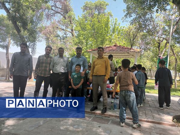 اردوی دانش‌آموزان مدرسه پسرانه مبین در پارک جنگلی شیروان