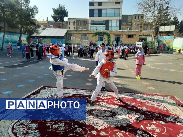 المپیاد ورزشی درون مدرسه‌ای در دبستان دخترانه نوفل لوشاتو ناحیه سه مشهد مقدس