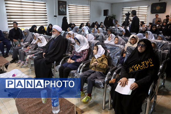 حضور تولیت آستان قدس رضوی در جمع دانش‌آموزان با آسیب بینایی مشهد