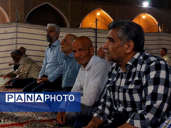  کارگاه تخصصی سلاح‌شناسی سنگین در مسجد جامع کاشمر همزمان با هفته دفاع مقدس