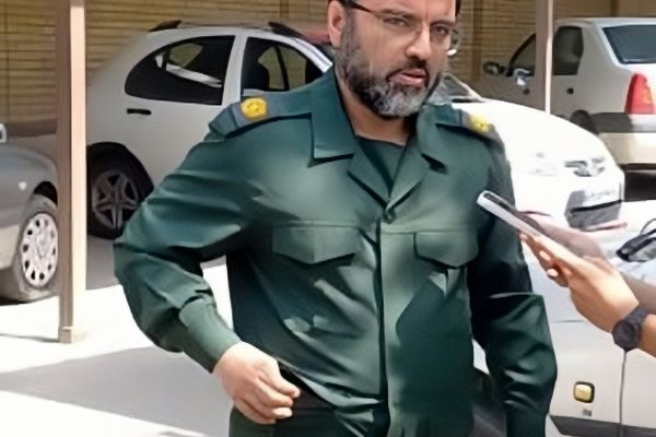 زنده نگه‌داشتن یاد و خاطره شهدا یکی از وظایف اصلی ما است