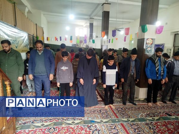 اعتکاف دانش آموزان پسر در باخرز