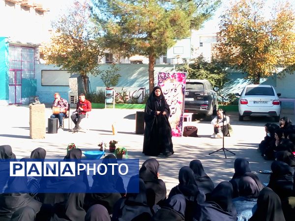 تئاتر خیابانی ارتفاعات الله اکبر در دبیرستان فاطمیه