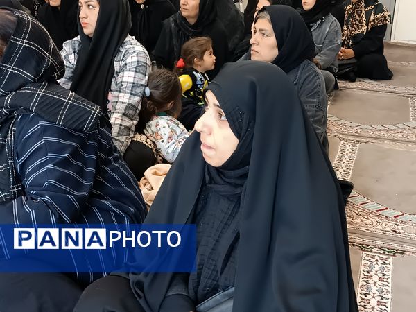 کارگاه آموزشی، برای اولیا دانش‌آموزان در اردبیل
