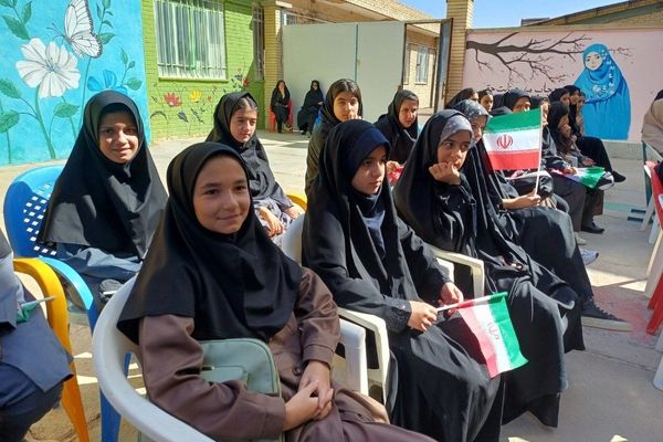 احساس دانش‌آموزان پایه هفتم از شروع سال تحصیلی جدید