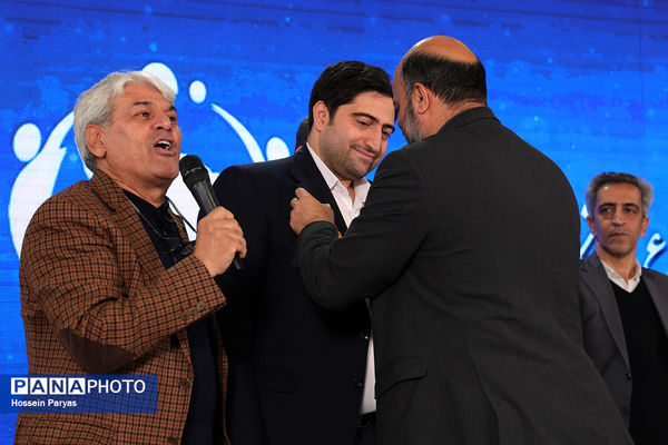 همایش مدیران بنگاه‌های اقتصادی در راستای حمایت از نهضت توسعه عدالت در فضاهای آموزشی و پرورشی مدرسه‌سازی