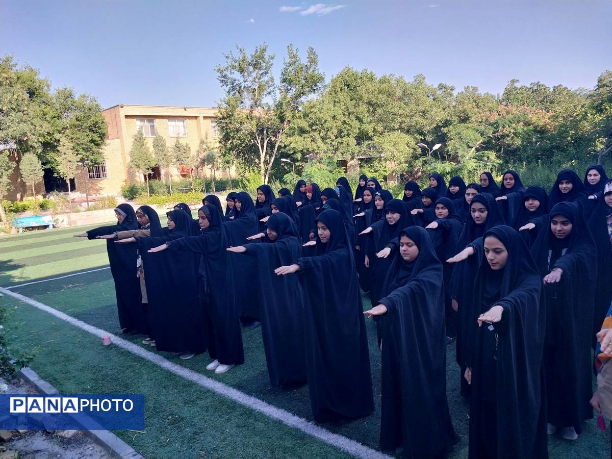 برگزاری اردو یاوران ولایت دانشآموزان ناحیه یک