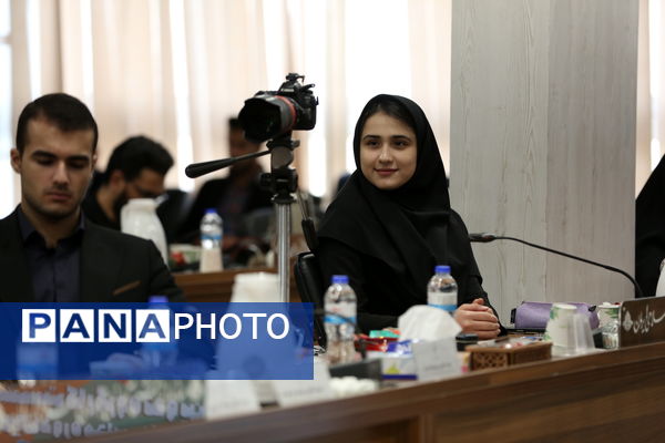 نشست اعضای کارگروه تدوین سند دوازدهمین دوره مجلس دانش‌آموزی جمهوری اسلامی ایران 