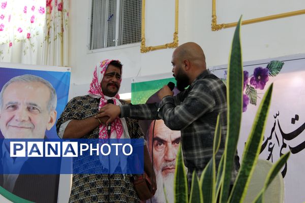 همایش گرامیداشت هفته معلم در شهرستان گرمه