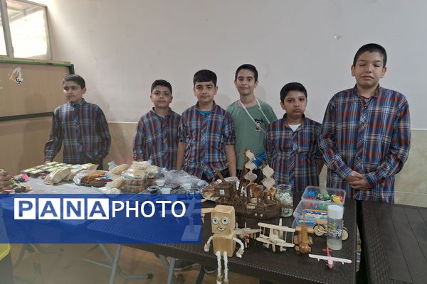 برگزاری بازارچه کسب و کار دانش‌آموزی با مهارت کسب و کار و درآمد و استقلال مالی