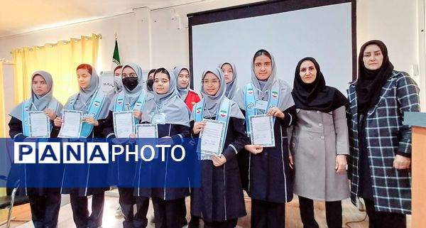 مراسم افتتاحیه سفیران سلامت دبیرستان نمونه دولتی وکیلی ۱۰ نیشابور