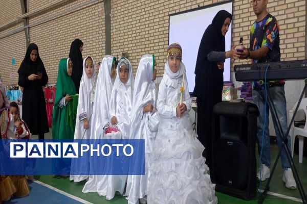 برگزاری جشنواره هویت‌های ملی اسلامی کودکستان‌های شهرستان فاروج